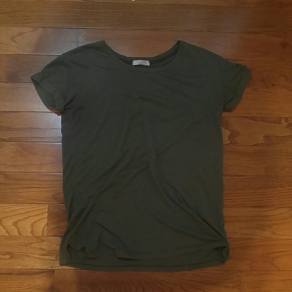cuff sleeved army green Kohls tee